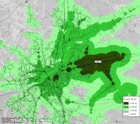 Figur 2-5 Kartbilderna illustrerar hur långt man når med kollektivtrafiken från Partille centrum år 2014 respektive med föreslaget kollektivtrafiknät för år