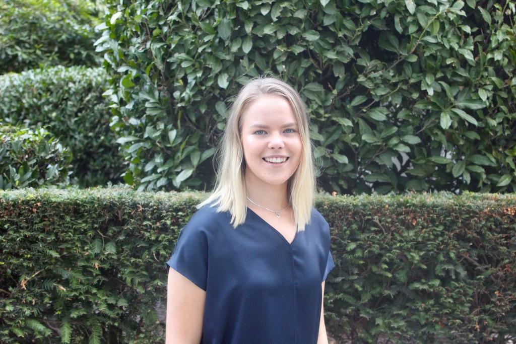 Celinda Nordqvist praktikant Hej! Jag heter Celinda Nordqvist och är den nya praktikanten hos landskapsregeringens specialrådgivare i Bryssel fram till slutet av januari.