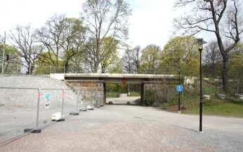 29 (67) Nationalstadsparken utgör den innersta delen av en av Stockholms-regionens längsta grönkilar, Järvakilen, som sträcker sig via Järvafältet och västra Upplands Väsby till Garnsviken i Sigtuna.