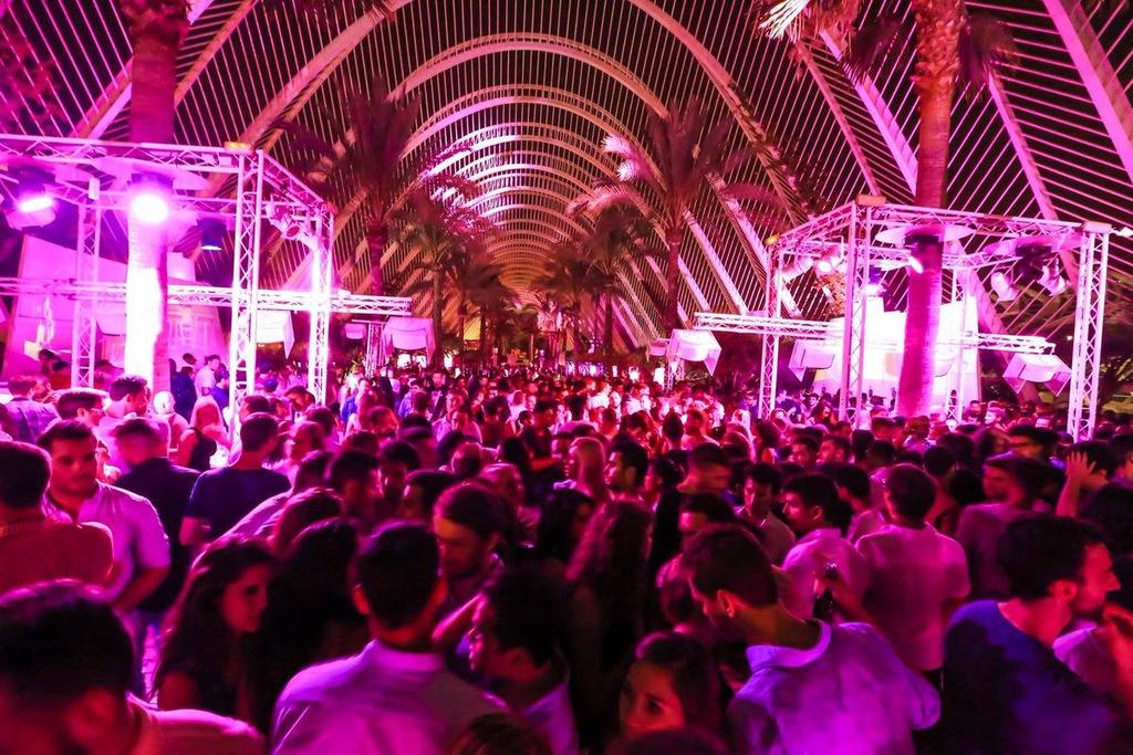L Umbracle I Valencia finns många Erasmusorganisationer som skapar stora och små event.