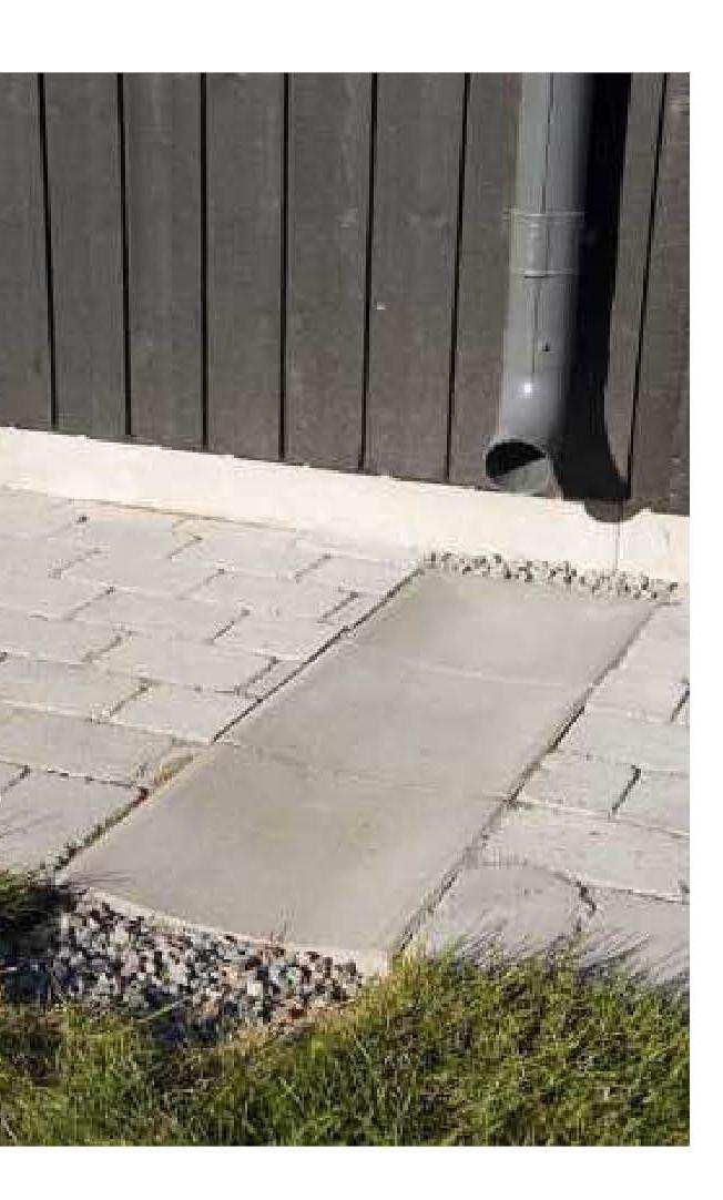 bräddat dagvatten från den östradelen av planområdet. Centralt i området går det ett ledningsstråk som planeras att bli ett U-område som dagvatten från den västra delen skulle kunna anslutas till.