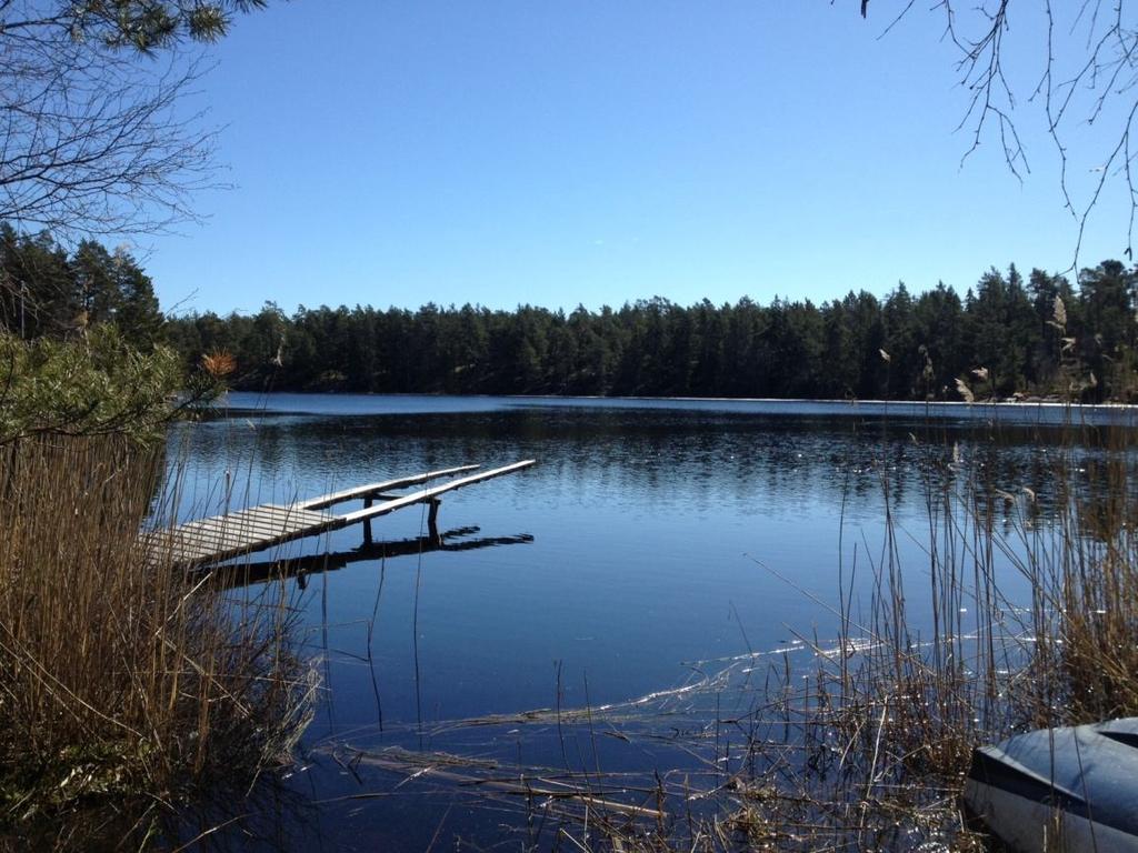 Hela Bergsjön uppvisar stora rekreationsvärden och signalerar enslighet och