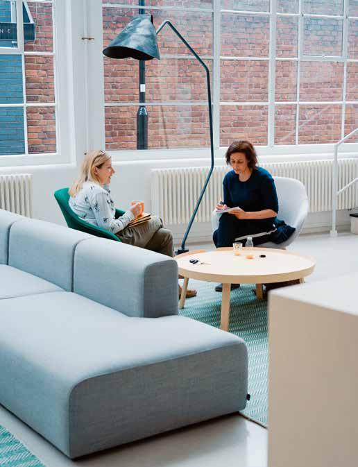 UTBILDNING Genom kurser, erfarenhetsutbyte och forskarkompetens kan vi implementera den senaste forskningen och de senaste rönen i vår dagliga