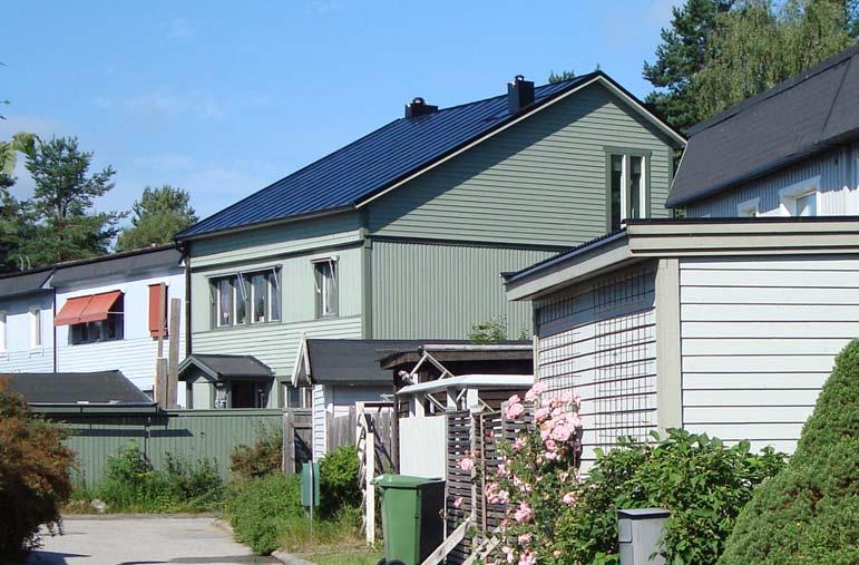 13(16) Inom området finns prickmark som i gällande plan inte får bebyggas på grund av terrängen.