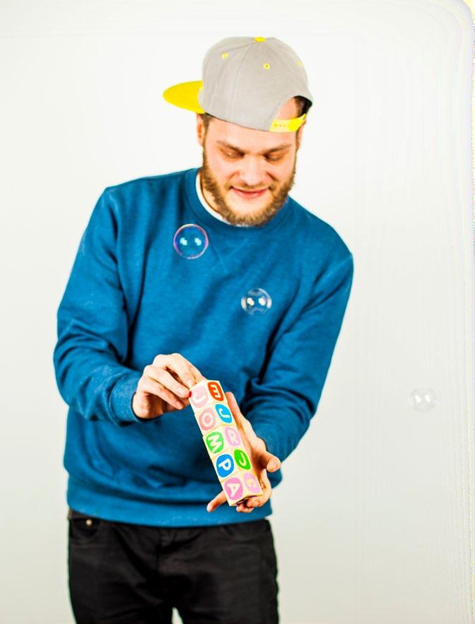 SÖNDAGSHÄNG 20 MAJ HIPHOPSAGOR MED JOMPA EN SAGOTANT I NY TAPPNING En föreställning med stora och små historier med glimten i ögat och tydliga budskap kring bl.a. vänskap, genus och trafiksäkerhet.