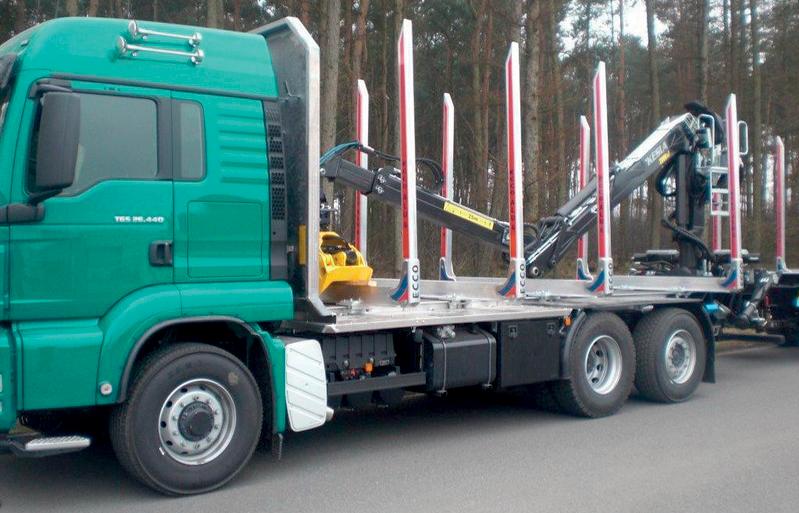 2009S 2009ST 2009L 2009LT Keslas kransortiment för lastbilar omfattar kranar från 9 tonmeter upp till 24 tonmeter.