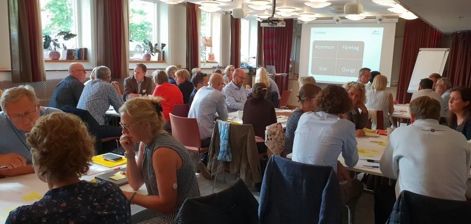 Uppdrag att genomföra kompetensinsatser kring plan- och bygglagen 23 Seminariet genomfördes i samråd med bygglovsavdelningarna i sju mellansvenska kommuner som samverkar bland annat om enhetlig