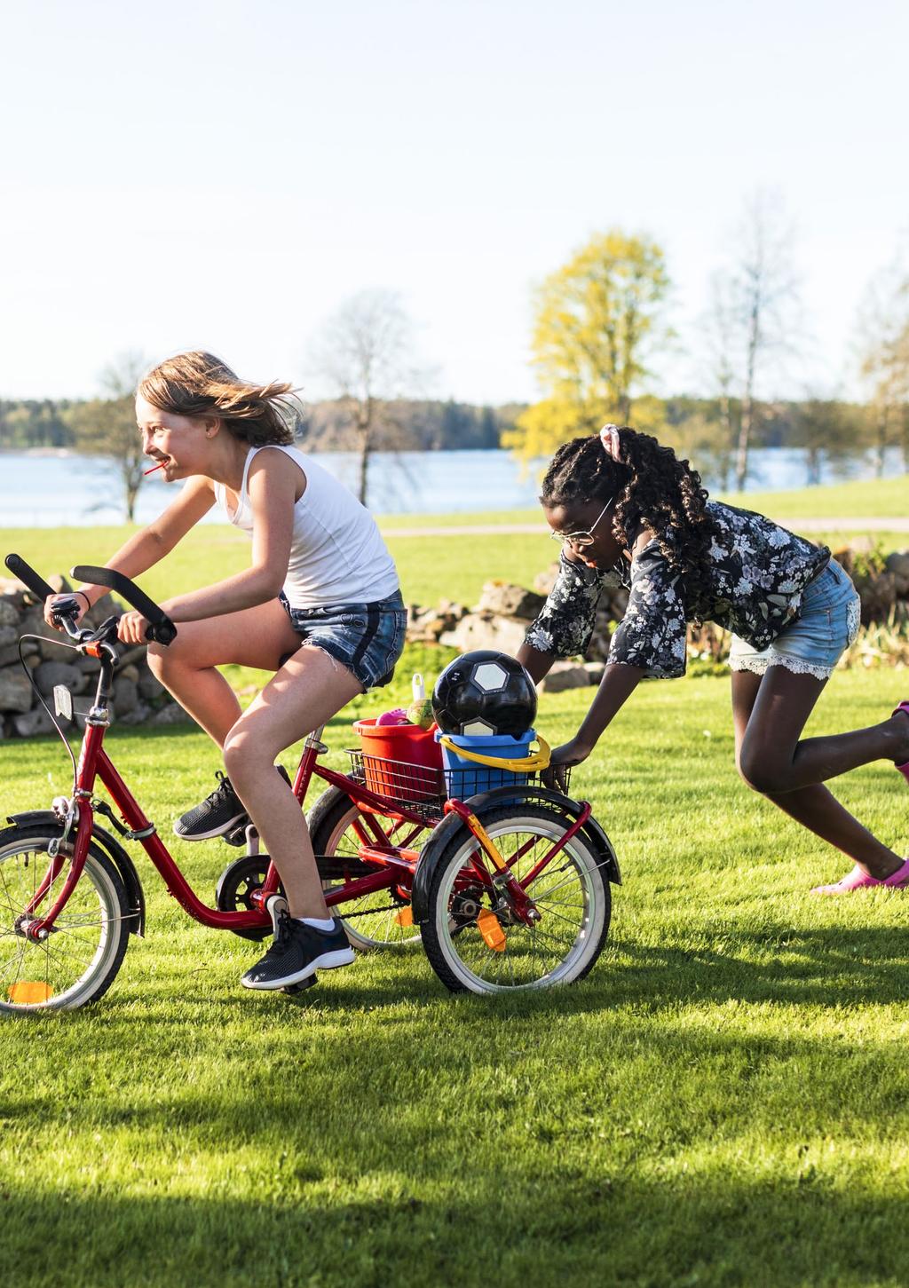 Om ett material är direkt kränkande bör det inte användas på