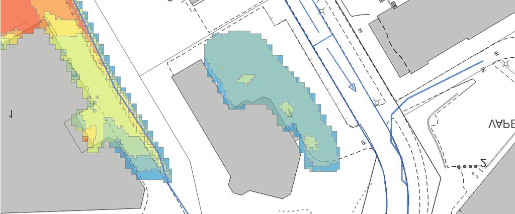 Eligt kommues beräkir ka vattedjupet bli upp till ca 0,4 meter. Det går äve sekudära ytvatteflöde rut fastighete.