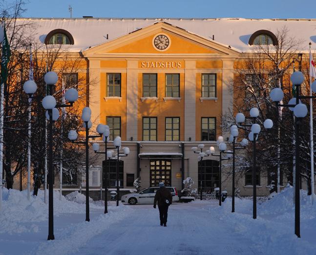 och gymnasieskola) anmäl dig i receptionen där sådan finns.