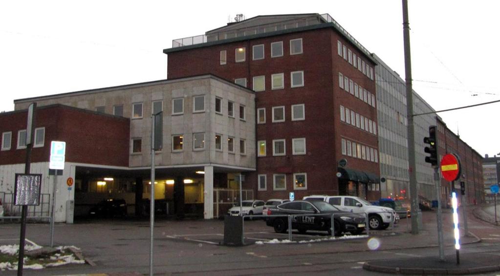 Befintligt kontorhus mot Mölndalsvägen har en fasad i fem våningar med en sjätte indragen takvåning. Byggnaden trappar ner inåt kvarteret samt söderut där antalet våningar är tre respektive två.
