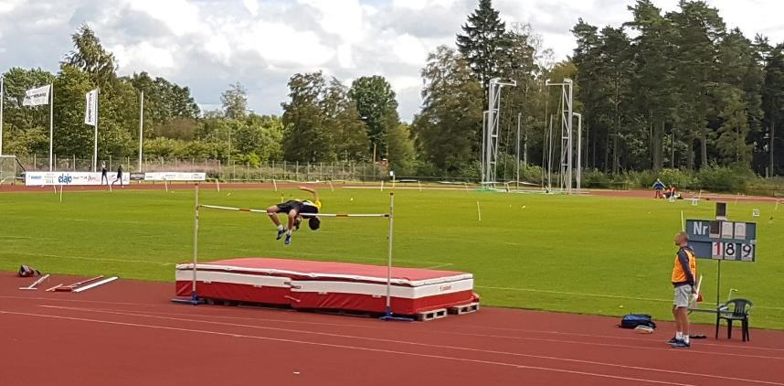 Detta resulterade i Sisuspelsrekord i höjd via Melwin Lycke-Holm Kils AIK i P13 på 185cm.