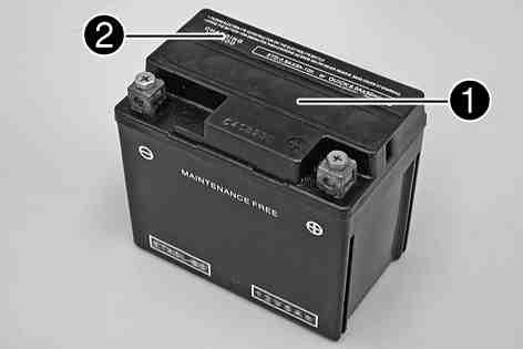 UNDERHÅLL AV CHASSI OCH MOTOR 73 Batteriets laddningsnivå sjunker även när batteriet inte belastas. Laddningsnivå och laddningstyp är mycket viktiga för batteriets livslängd.