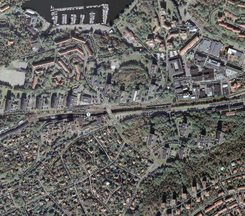 OMR DESBESKRIVNING Stjernstr msv g ligger H gersten ca 200 m fr n Axelsbergs tunnelbanesta on. Mot H gerstensv gen gr nsar omr det mot nybyggda erbostadshus medan villabebyggelse avgr nsar mot v st.