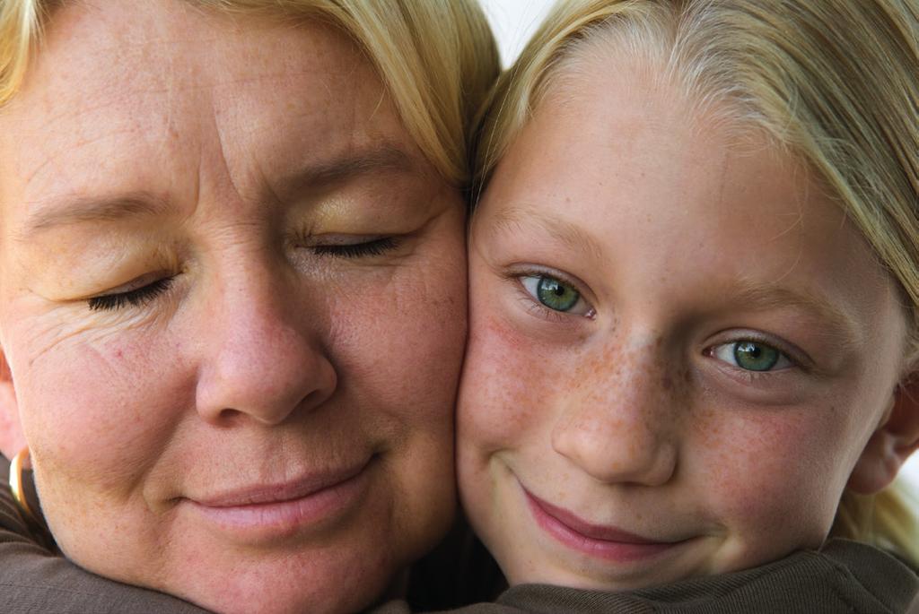 25. FAMILJENS andra kontakter med socialtjänsten: Flera alternativ kan anges.