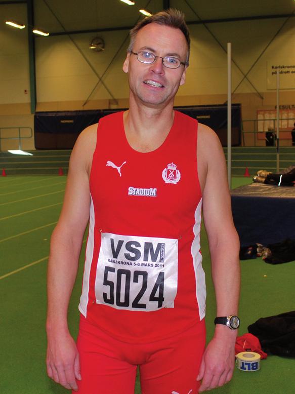 Äkta paret Ulrika och Staffan Lindbom hade fått smak på VS-tävlandet redan sommaren 2010, då de erövrade utomhusmedaljer. Båda har en bakgrund som aktiva dock inte i A 2.