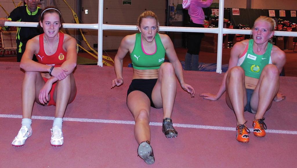 Stark säsongsöppning för "Steffi" Rekord på 60 och 200 Stephanie Olsson fick en bra start på inomhussäsongen 2011. Det blev personbästa på 60 m två gånger under januari. Dessutom personbästa på 200 m.