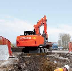 Mångsidig, kraftfull och enkel att hantera Mångsidig prestanda Nya ZAXIS är kraftfull, snabb och lättkörd och når nya nivåer av prestanda samtidigt som de är extremt mångsidiga och anpassningsbara