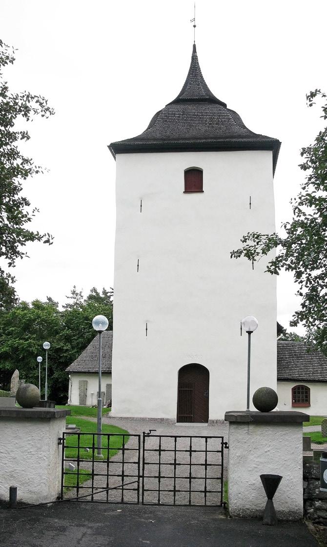 Liljestenar är en typ av gravhällar som nästan uteslutande påträffas i Västergötland och de finns vid många kyrkor runt Mariestad.