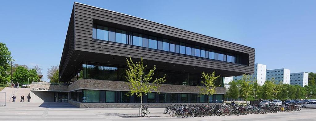 Ground-source and airsource heat pump system performance at the ASHRAE headquarters building.