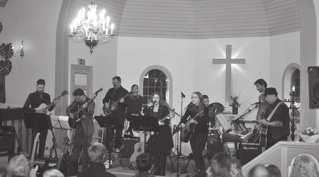 VÄLKOMMEN TILL ÅRETS JULKONSERTER I ANNEBERG OCH FLISBY MED Helgen runt andra advent är det dags för julkonserter med Heavenly United och precis som de senaste åren blir det både i Anneberg och