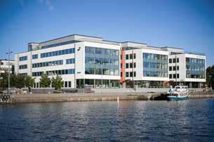 12 Region Syd Region Syd 13 Karlstad KARLSTAD logistik Handel Övrigt* 1 2 Barkassen 7 Lagergrens g. 2, 4, Karlstad 1990/1990 12 149 132 61 12 342 19,8 3 Barkassen 9 Lagergrens g.