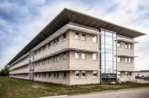 16 Region Öst Region Öst 17 Linköping LINKÖPING logistik Handel Övrigt* 1 Ackordet 10 Industrig. 15, Linköping 1954/1954 Handel 604 199 3 206 363 4 372 4,8 2 Amor 1 Platensg.