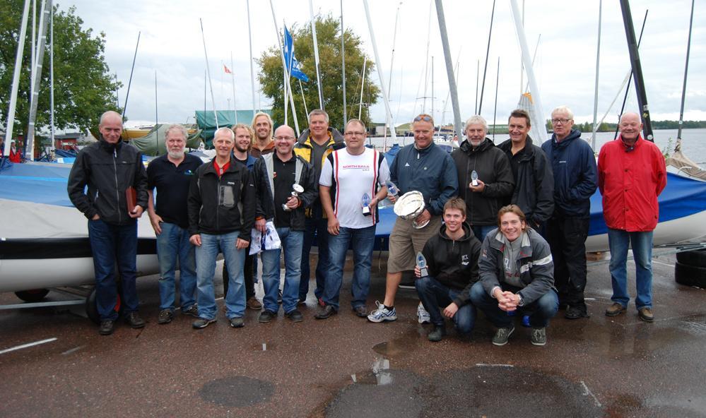 Regler för hur SM kan sökas av klubbarna. Vid medlemsmötet i Karlstad i samband med Sverige Cup-avslutningen/Sola Cup, beslutades att ge styrelsen uppdraget att formulera regler för hur SM ska sökas.