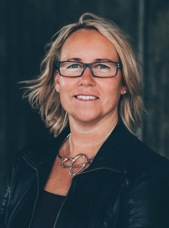 18:30 KÄRLEKSRELATIONER SOM KLARAR MED- OCH MOTGÅNGAR Michael Gunnardo, socialpedagog ONSDAG 2 MAJ KL.