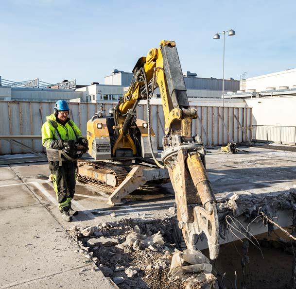 RIV & HÅLTAGNING Ledande inom rivning och håltagning Betongborrning Betongsågning Golvslipning Golvsågning Håltagning