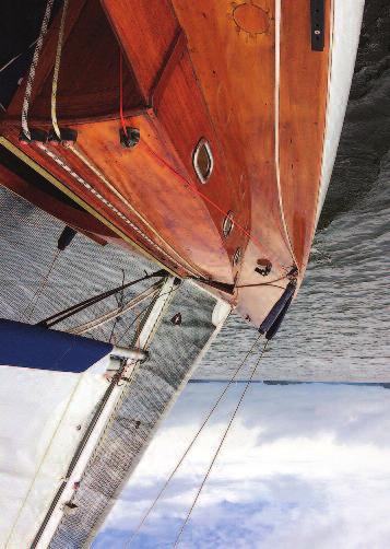 15 från Strömkajen embarkerades M/S Skärgården av vår f d ordförande Magnus Åkerman med tax samt Bengt Karlsson och Björn och Eugénie Naeslund.