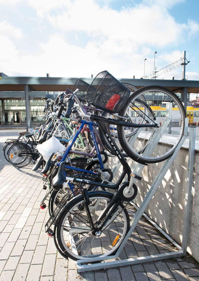 Moderna cykelparkeringar Vi inreder cykelparkeringar i stora och små projekt över hela Sverige.