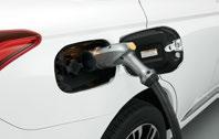 FRAMSYNT FRAMKOMLIGHET Det innovativa laddhybridsystemet är extremt effektivt.