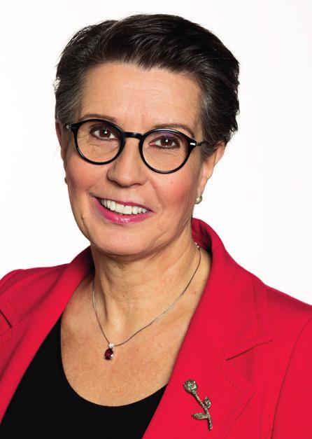 Våra kandidater till riksdag Ellen Juntti är riksdagsledamot sedan 2010. Innan jag kom in i riksdagen arbetade jag i ca 30 år som polis i Göteborg. Sedan 2014 sitter jag i Justitieutskottet.
