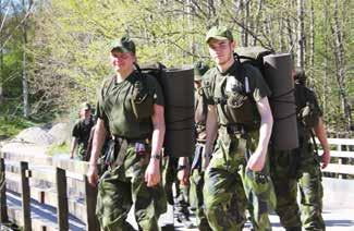 UNGDOMSKURS TEMA ARMÉ Kurskod C19725 Vill du veta mer om armén så är det här kursen för dig!