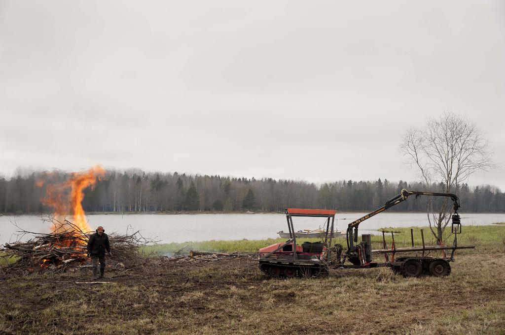 ARBETE UTFÖRT I LANDMILJÖER Under året har en rad olika naturvårdande skötselåtgärder genomförts på marker som ägs av Upplandsstiftelsen, Fortum samt Bergvik AB.