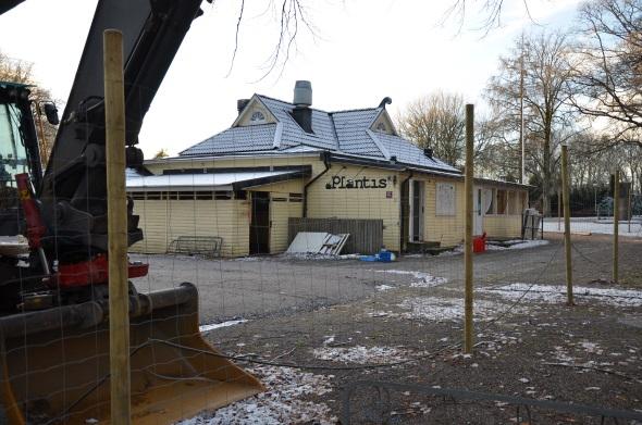 Projekt slutredovisning Fastighet Fastighetsbeteckning för Plantis är Kyrkerör 2:1 och tillhör detaljplan för del av Midgård, antagen av byggnadsnämnden i Falköping 27/2-1959.