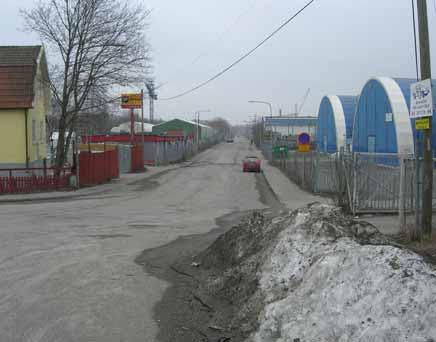 Södra lilla parken I södra delen av industriområdet, där Skogängsvägen korsar Spångaån, strax innan ån åter är kulverterad under järnvägen, föreslås en mindre park, som avslutning/entré till den nya