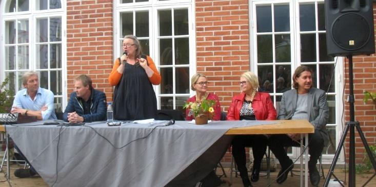 Lördagen den 19/9 anordnades en politikerutfrågning vid Orangeriet i Tivoliparken i samband med Bondens egen marknad-skördefesten.
