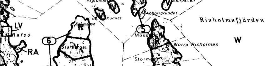 Den mindre holmarna är betecknade som rekreationsområden (V).