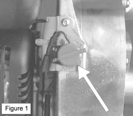 Om du drar rakt up eller i annan riktning (Figure 2) kan friktionen mot plastkåpan skada både rep och kåpa. 2.2.4 Kapstantrumma Din Portable Winch är standardutrustad med en kapstantrumma med 57 mm i diameter.