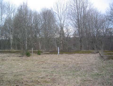 Foto från krondroppslokalen, 1 Foto från öppet fält-lokalen, 1 I Figur 1 visas samtliga mätresultat för ett urval parametrar för deposition som årsmedelvärde (hydrologiskt år) vid Fagerhult sedan