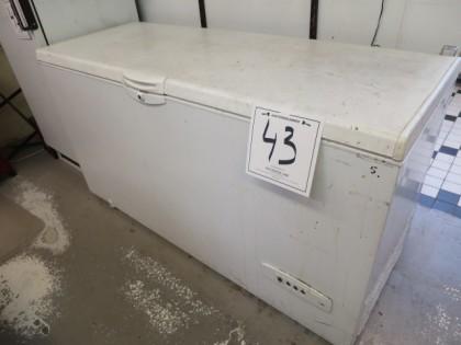som står i fönstret 2638-042