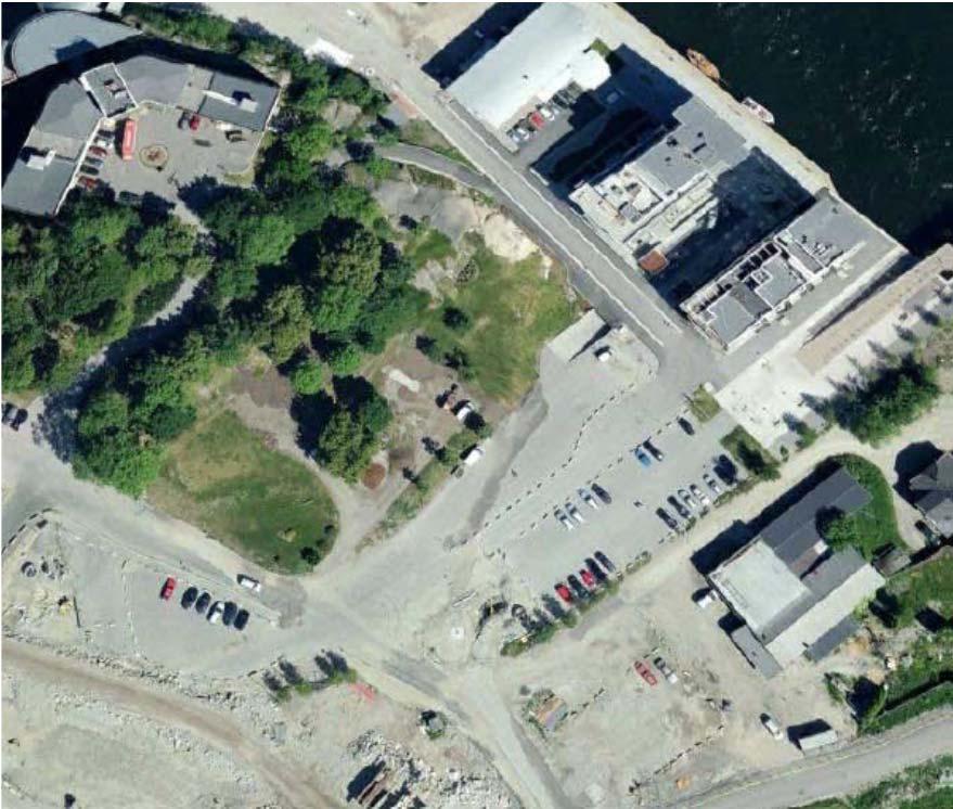 Værste Fredrikstad kmmun, delmråde 1, Værstetrvet RAPPORT GEOTEKNIK DATUM: 2013 08 06 Berg Leran bedöms vila på ett tunt lager friktinsjrd van berg alternativt direkt på berg.