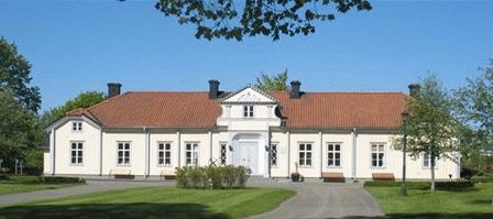 00 den 4 januari på rad 5 och 6 i Jönköpings Teater. Subventionerat pris är 250:- Både datum, bänkplatser och klockslag borgar för en härlig revyupplevelse med särpräglad jonköpingsanda.