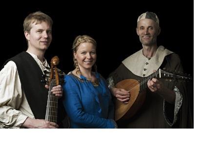 Dingtuna Hafsblad Årgång 20 nr 1, januari och februari 2019 sida 3 Dingtuna Kyrka Januari-Februari 2019 O 9 jan kl.18.30 Gudstjänst Per Wilder, präst S 13 jan kl.18.00 I Medeltida fotspår.