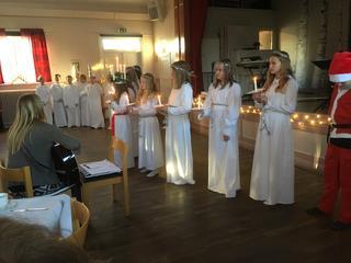 Dingtuna Hafsblad Årgång 20 nr 1, januari och februari 2019 sida 6 DINGTUNA Vi har nu avslutat höstens programverksamhet med en traditionsenlig julfest 4 december.