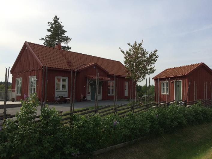 Illustration; byggnadshöjd, nockhöjd och markmedelnivå. Ny bebyggelse föreslås ha en lantlig karaktär.