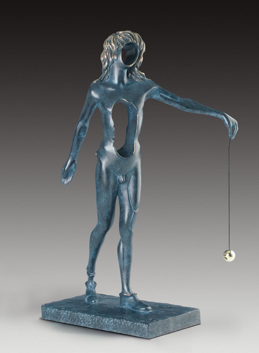 Surrealist Newton 1977-1984 Upplaga om 350 exemplar plus 35 EA i brons. Höjd: 49 cm Litteratur: R & N Descharnes nr.