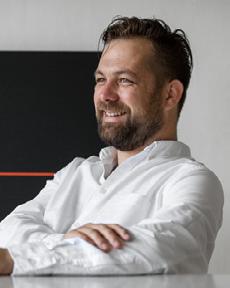 Föreläsningen är på engelska Arr: Foto: Jöran Fagerlund Foto: Kalle Sander 14.30 15.00 Seminarierum 3 AI OCH FRAMTIDENS EKONOMI EN RIKTIG THRILLER?